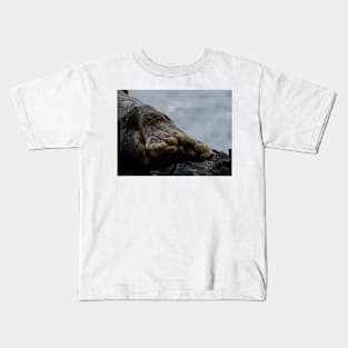 A TOESY LIFE! Kids T-Shirt